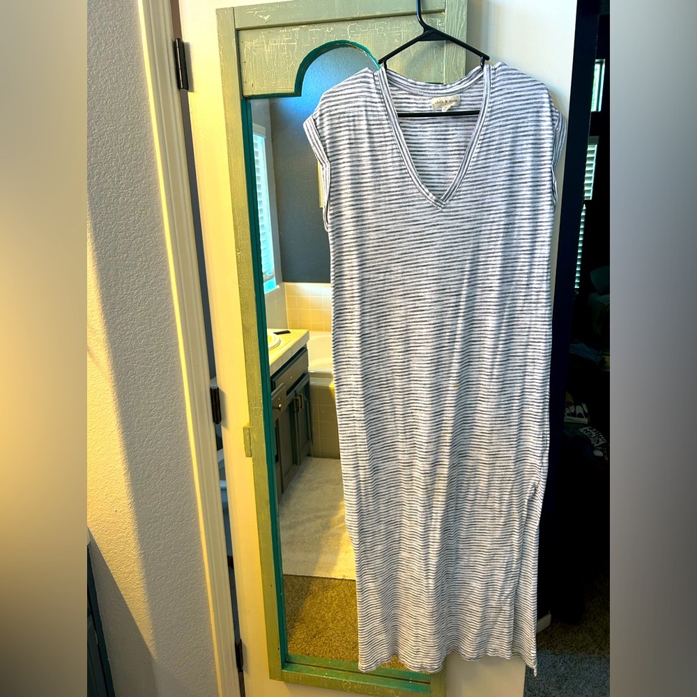 Cloth and Stone T-Shirt Maxi Dress